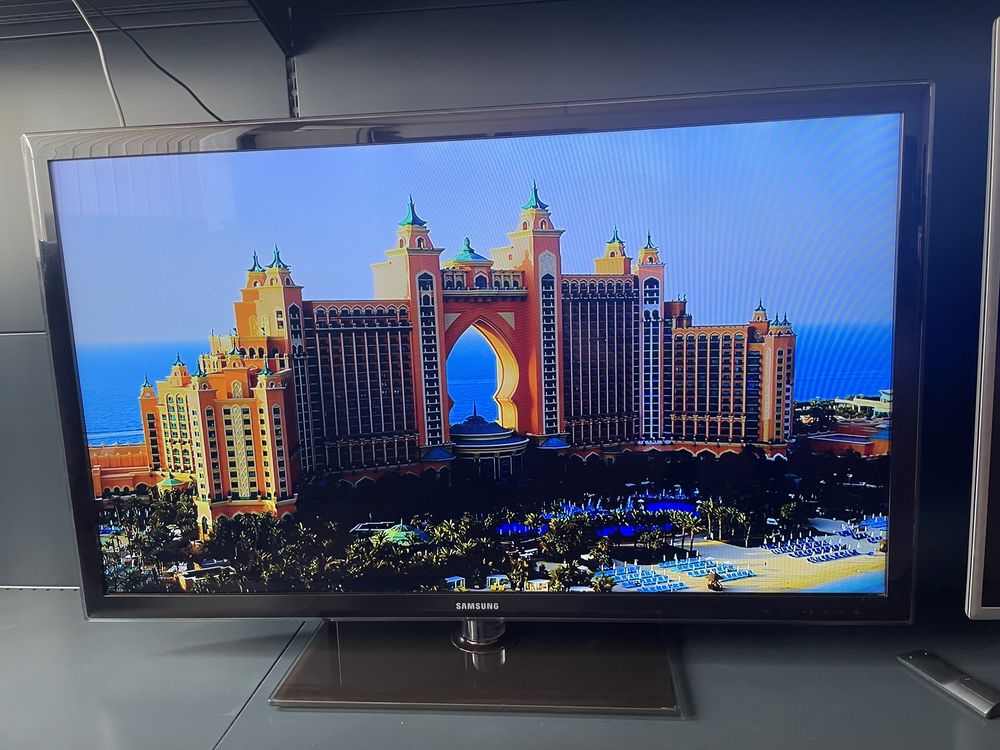 Телевізор телевизор Samsung UE40 FullHd