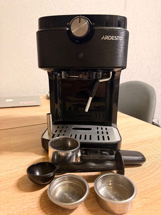 Кавоварка / кавомашина Ardesto