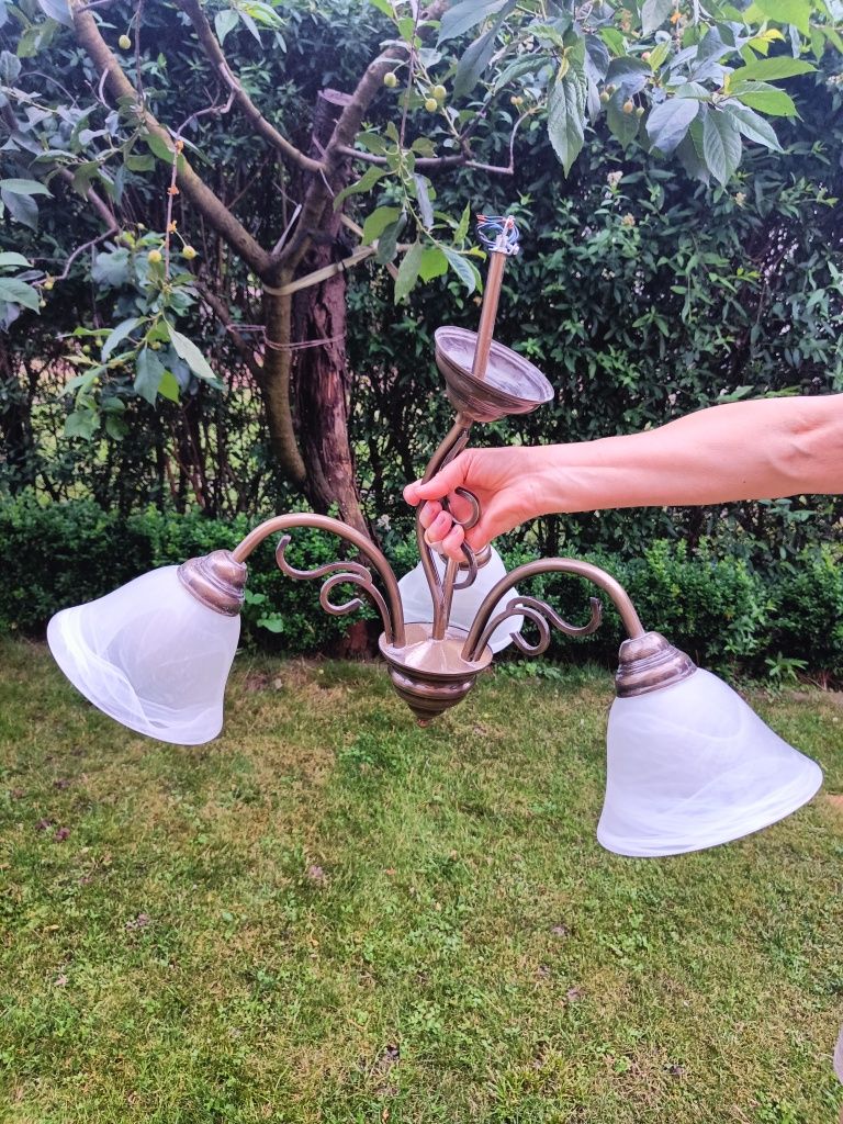 Sprzedam potrójną lampę wiszącą / żyrandol