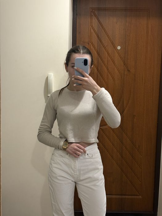 Мʼягенька кроп кофта