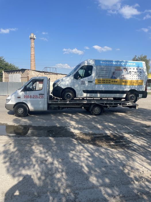 Евакуатор Ладижин по всій територій Украйни