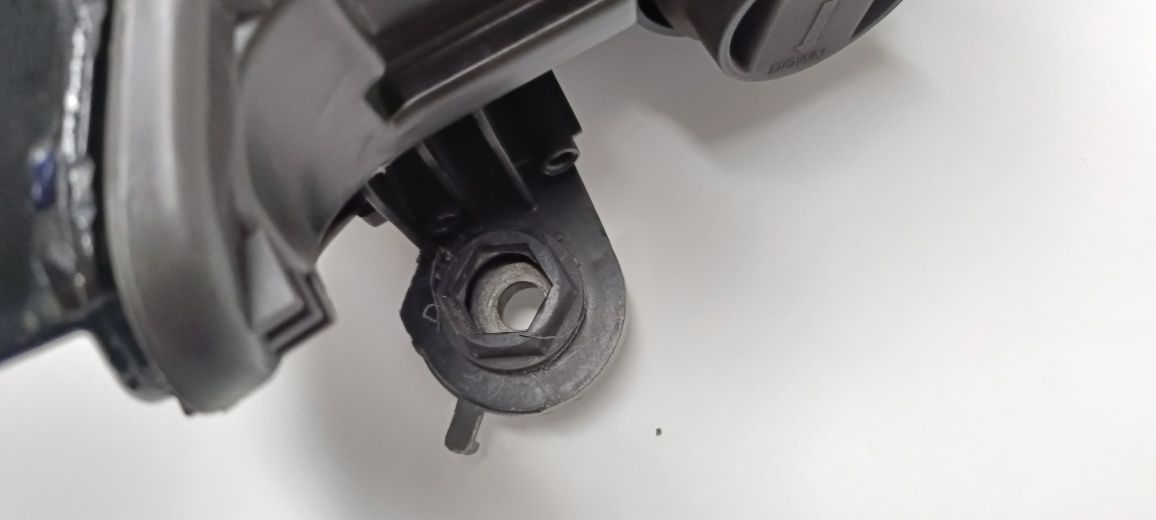 Audi A4 B9 16-19 Lampa Prawa Przednia Matrix
