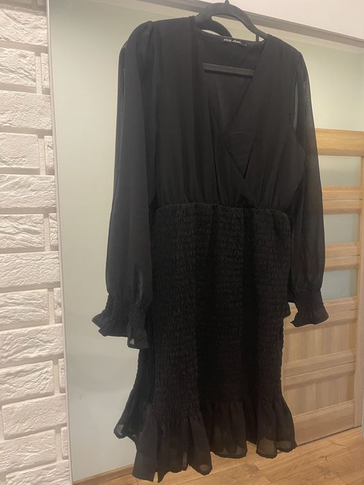 Sukienka czarna House