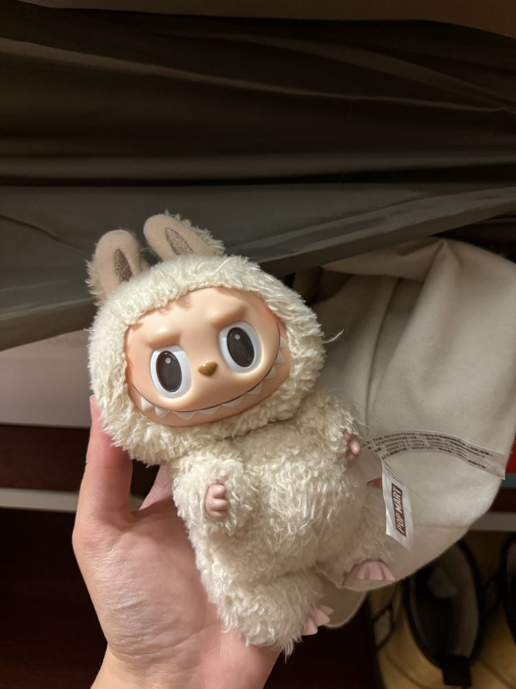 Labubu original беж