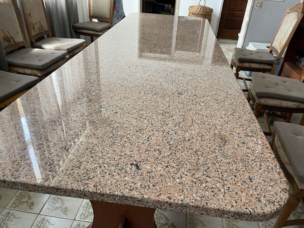 Mesa de jantar granito