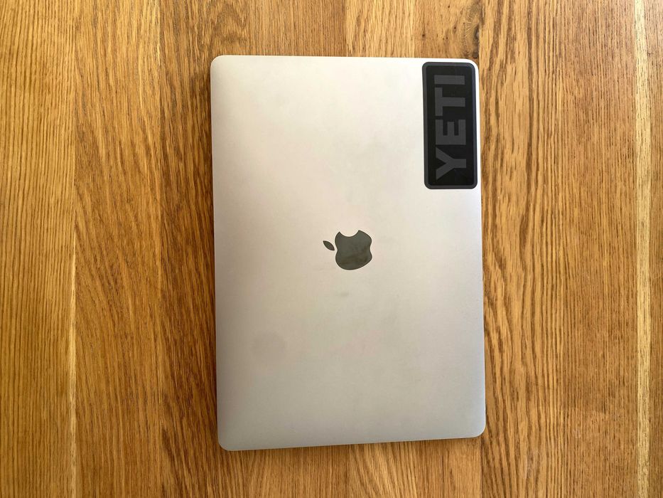 MacBook Pro 13” (2017) 16GB RAM | 512SSD | i5 | Touchbar