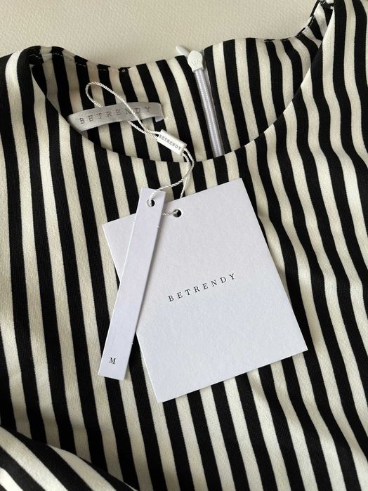 Сукня жіноча нова Плаття Платье женское новое миди силуэтное