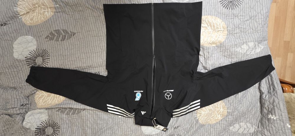 Adidas AMG Mercedes ветровка дождевик