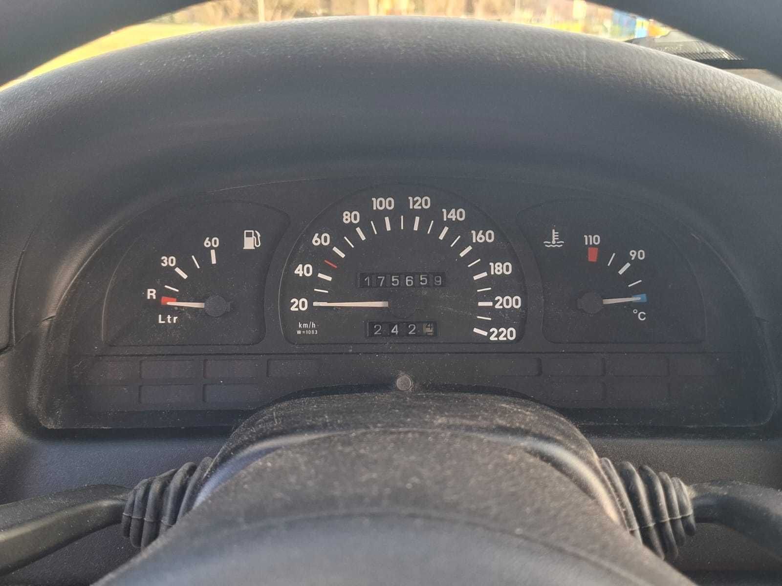Opel Vectra I rocznik 1991 pod żółte blachy wersja A