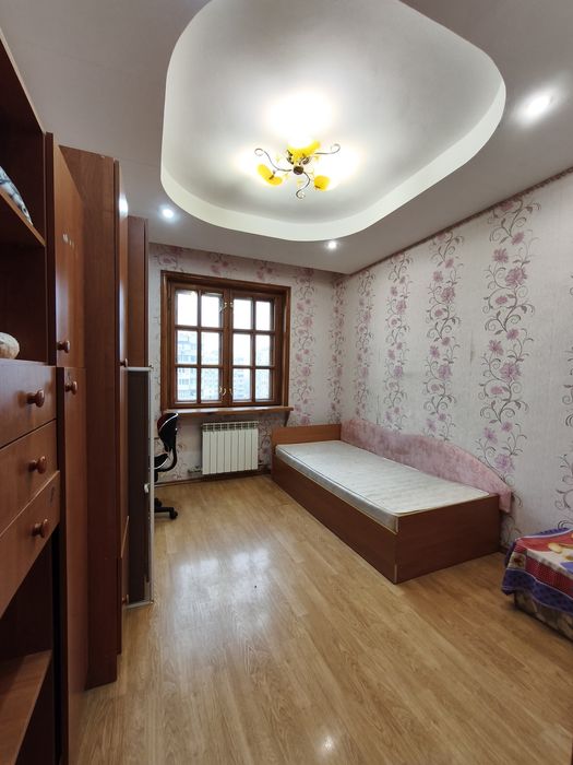 3-к з газовим автономним опаленням, меблями та технікою! Лівий берег