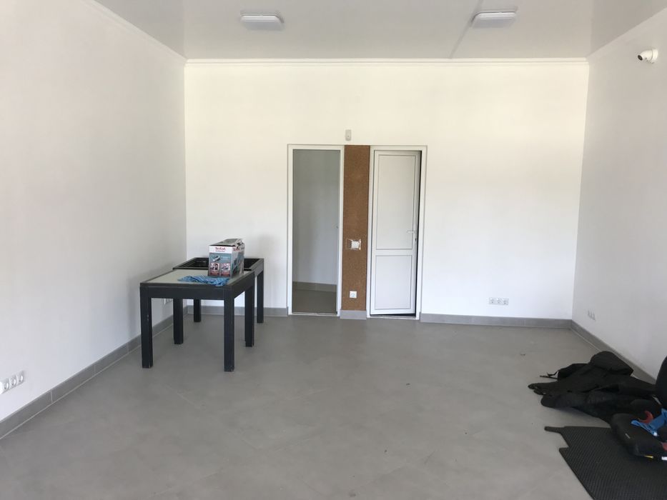 Оренда Нежитлове приміщення + терасса + 1 сотик землі