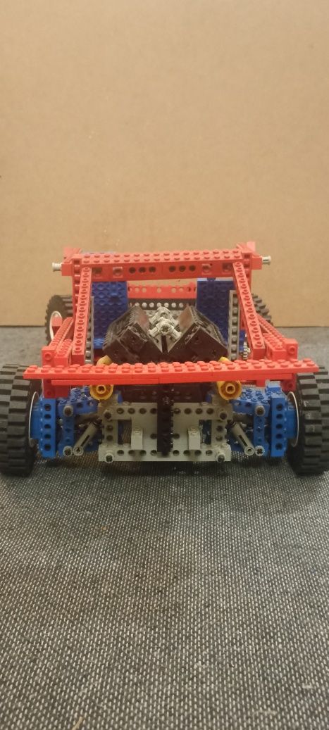 Test Car - LEGo Technic 8865