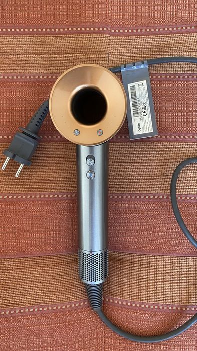 Secador Dyson Supersonic com garantia
