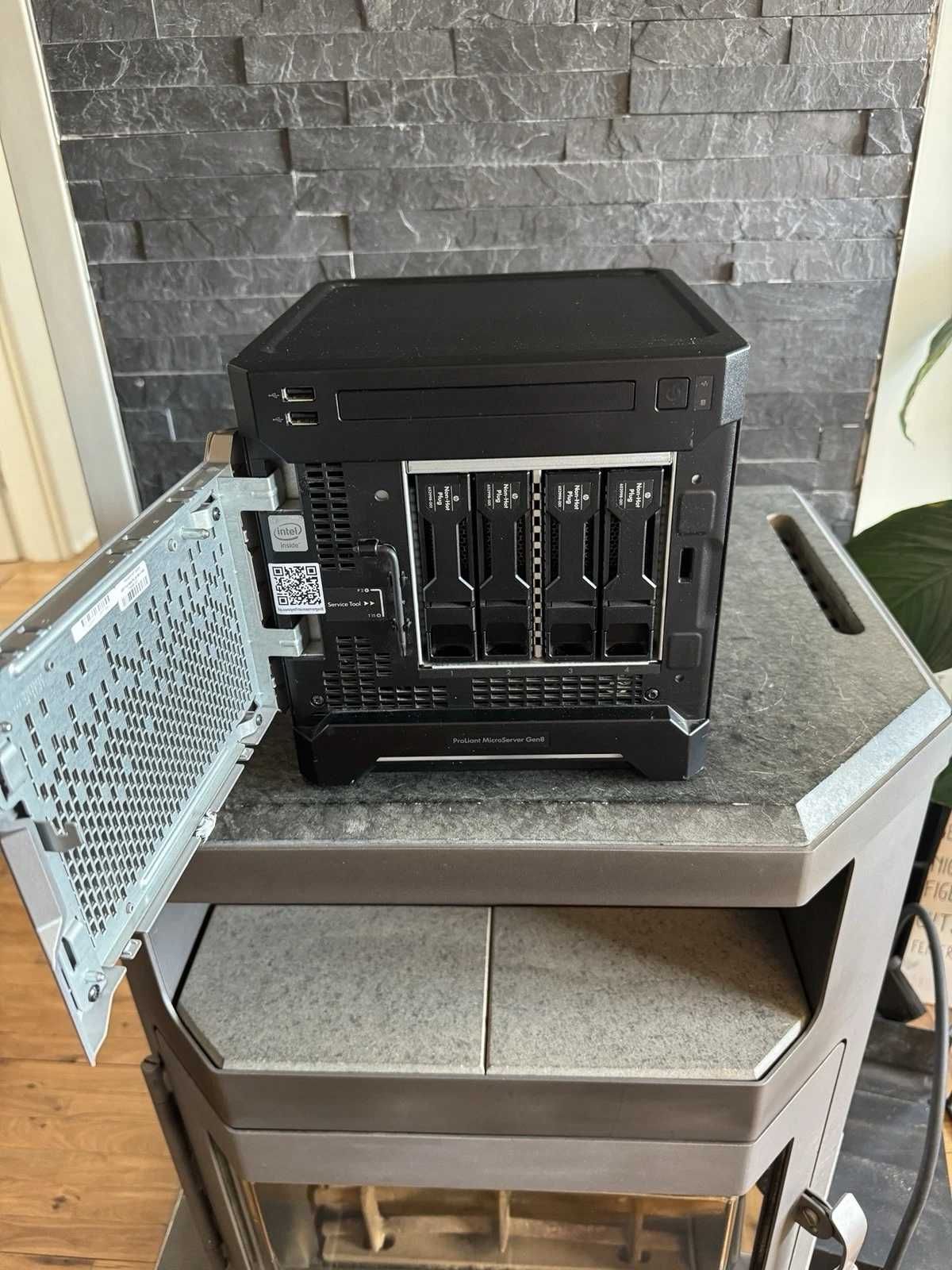 Servidor HP Microserver Gen8