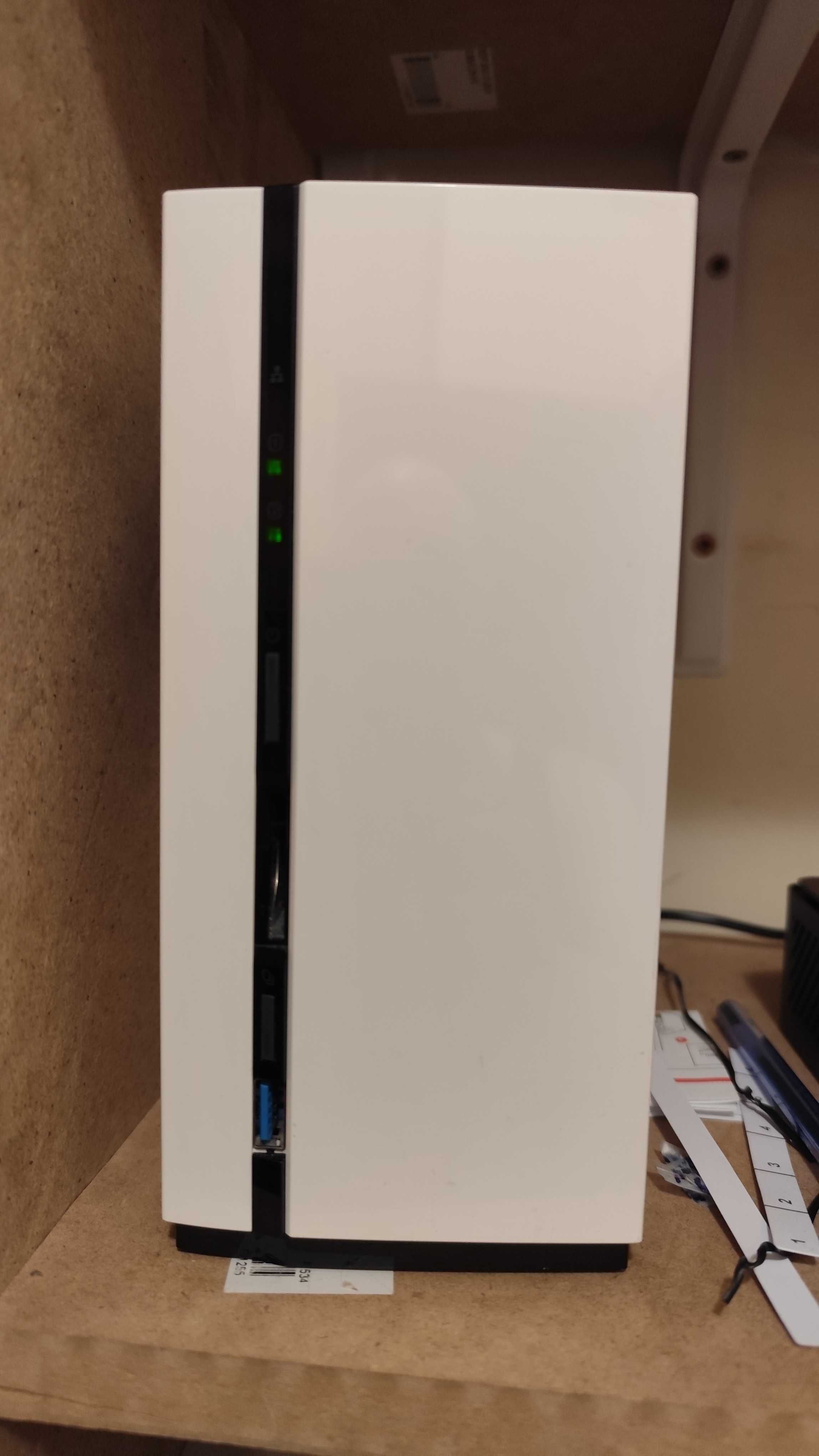 Qnap NAS TAS-268 com 2 Discos de 2TB