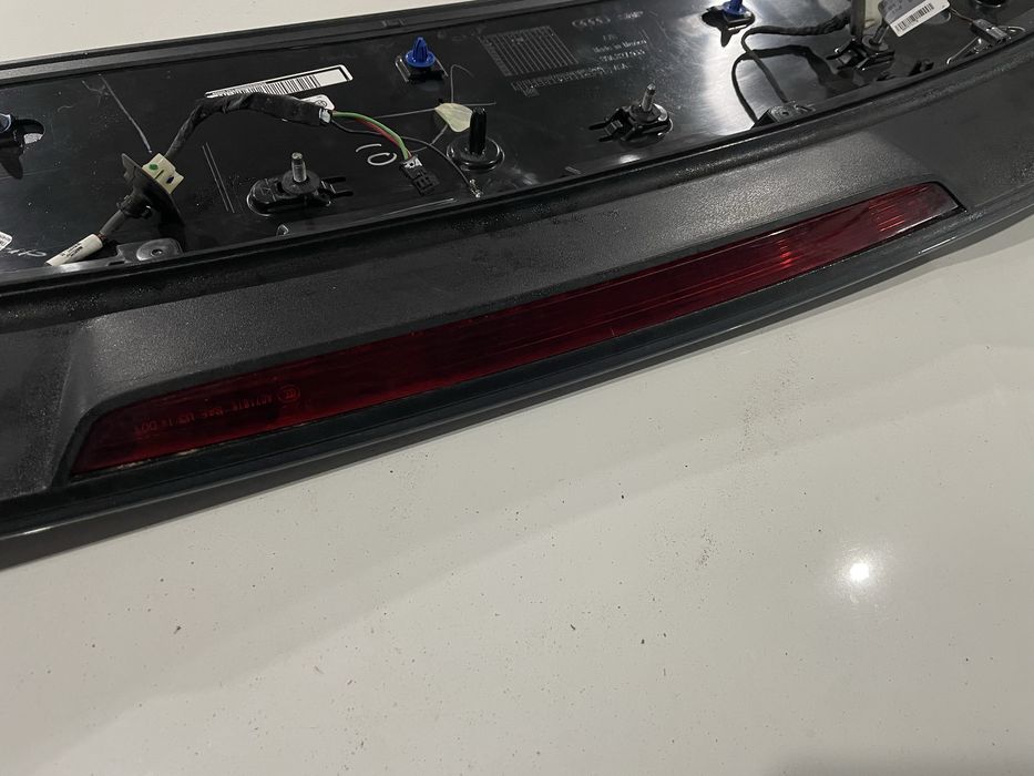 Спойлер дверей багажника Audi Q5