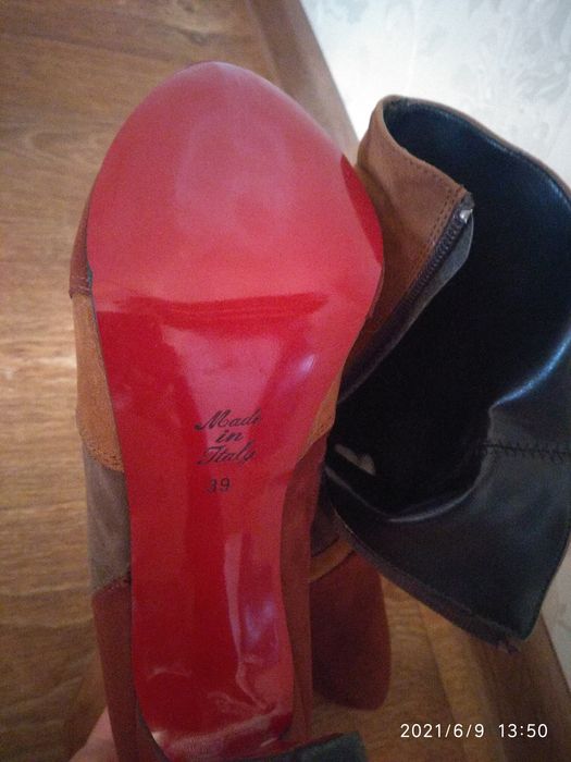 Жіночі нові італійські полусапожки, демісезонні, замша, 39р.