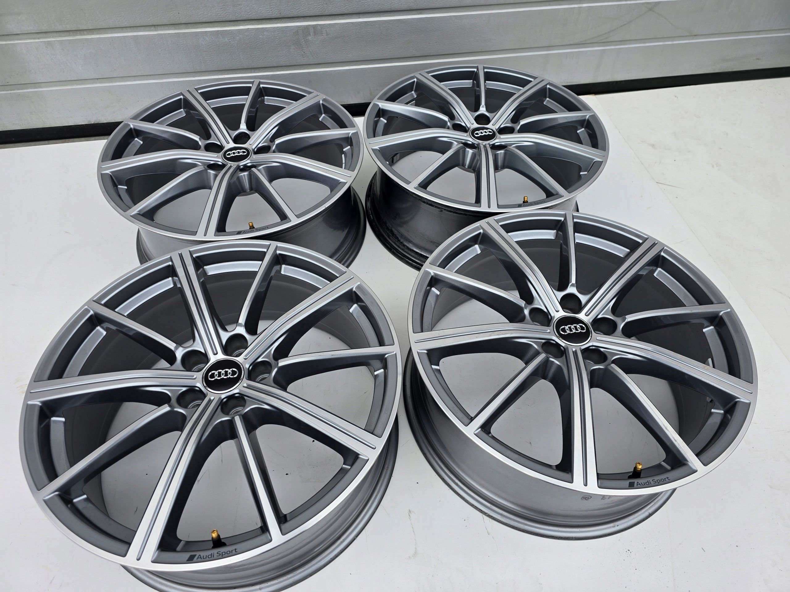 Audi Q5 S6 A6 C8 C7 A7 A8 S8 Q7 e Tron Audi Sport 20" 5x112 ET39…