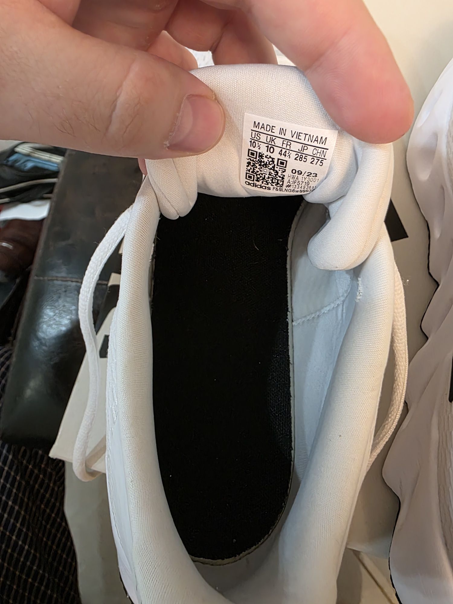 Кроссовки adidas Оригинал