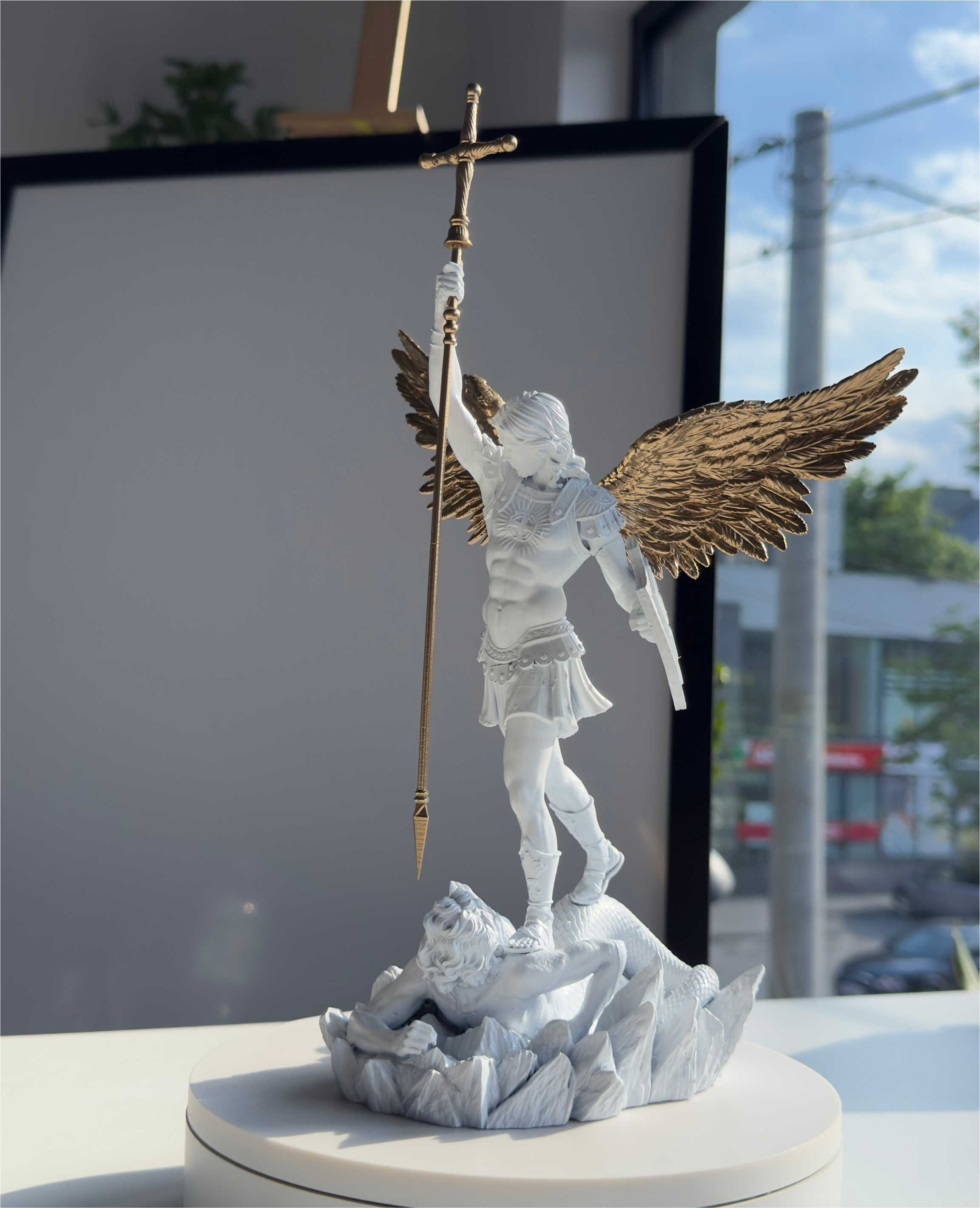 Figura Św Michała Archanioła
