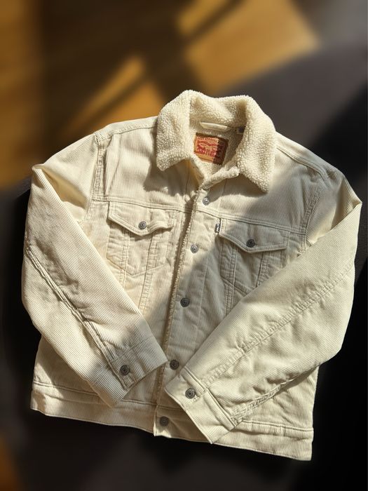 Женская вельветовая куртка Levi’s Sherpa