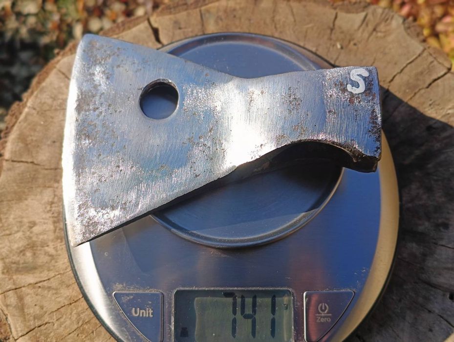 Siekiera S, kuta, stara, sztylisko hikora.