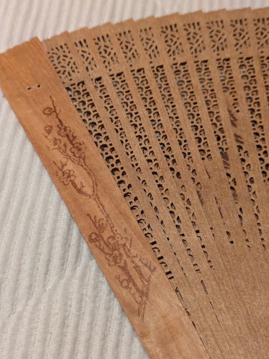 Wachlarz w dekoracyjnym opakowaniu