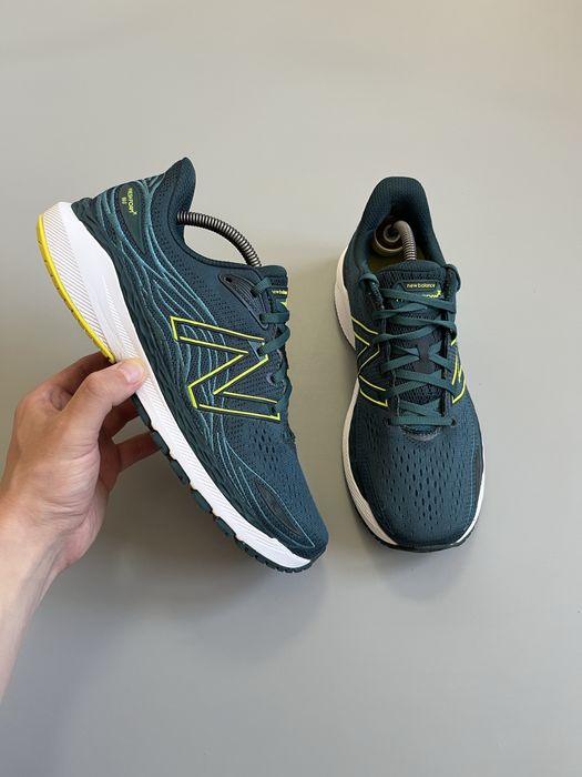 New balance x860 fresh foam fuelcell 43(27.5cm)