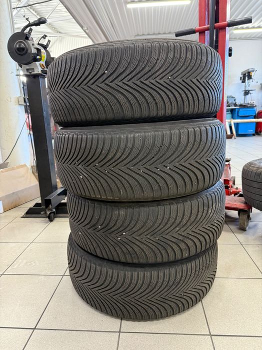 Шини Michelin Alpin 5  225/55 R17