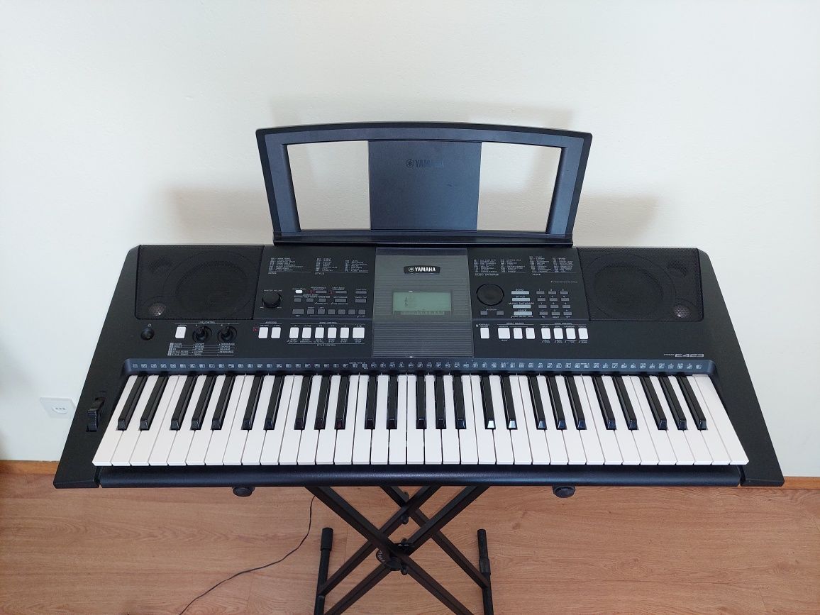 Yamaha psr e 423 ( keyboard 443,413 )