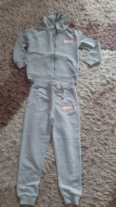 Dres chłopiecy rozmiar 116