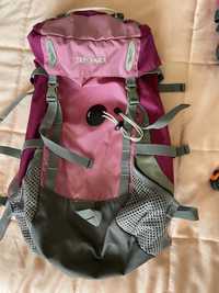 Дитячий трекінговий рюкзак для походів. Tatonka