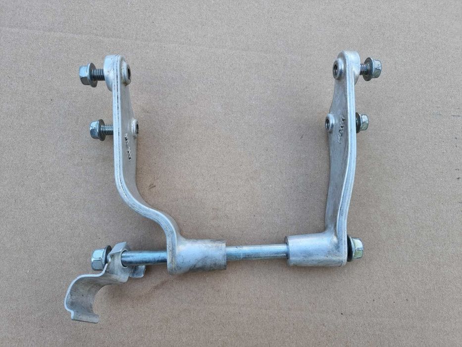 Mocowanie silnika głowicy Honda CRF 450 r. 02-08 stan BDB
