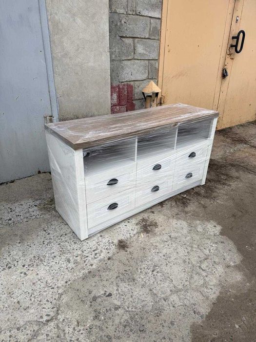 Продаж  меблів для кімнати