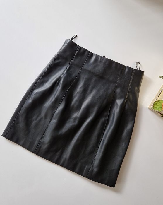 Spódniczka woskowana mini taliowana Xs Zara dopasowana