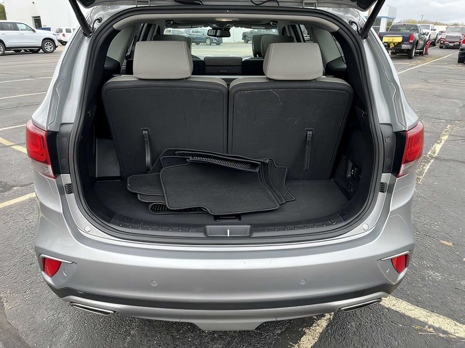 Hyundai Santa Fe      2018