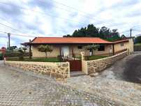 Moradia Térrea T2 com Garagem Fechada