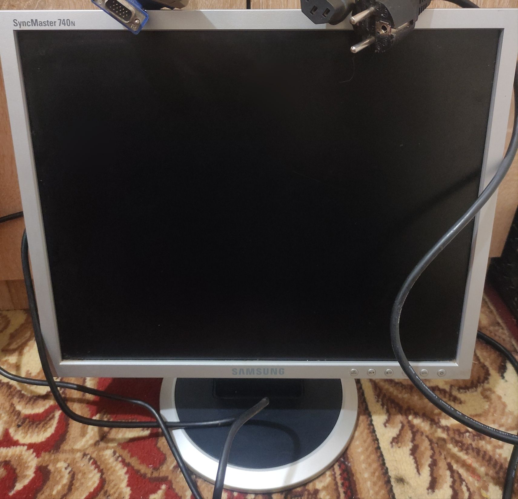 Монитор рабочий VGA
