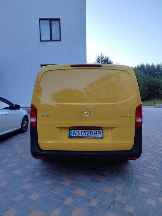 Мерседес Віто 447 2016