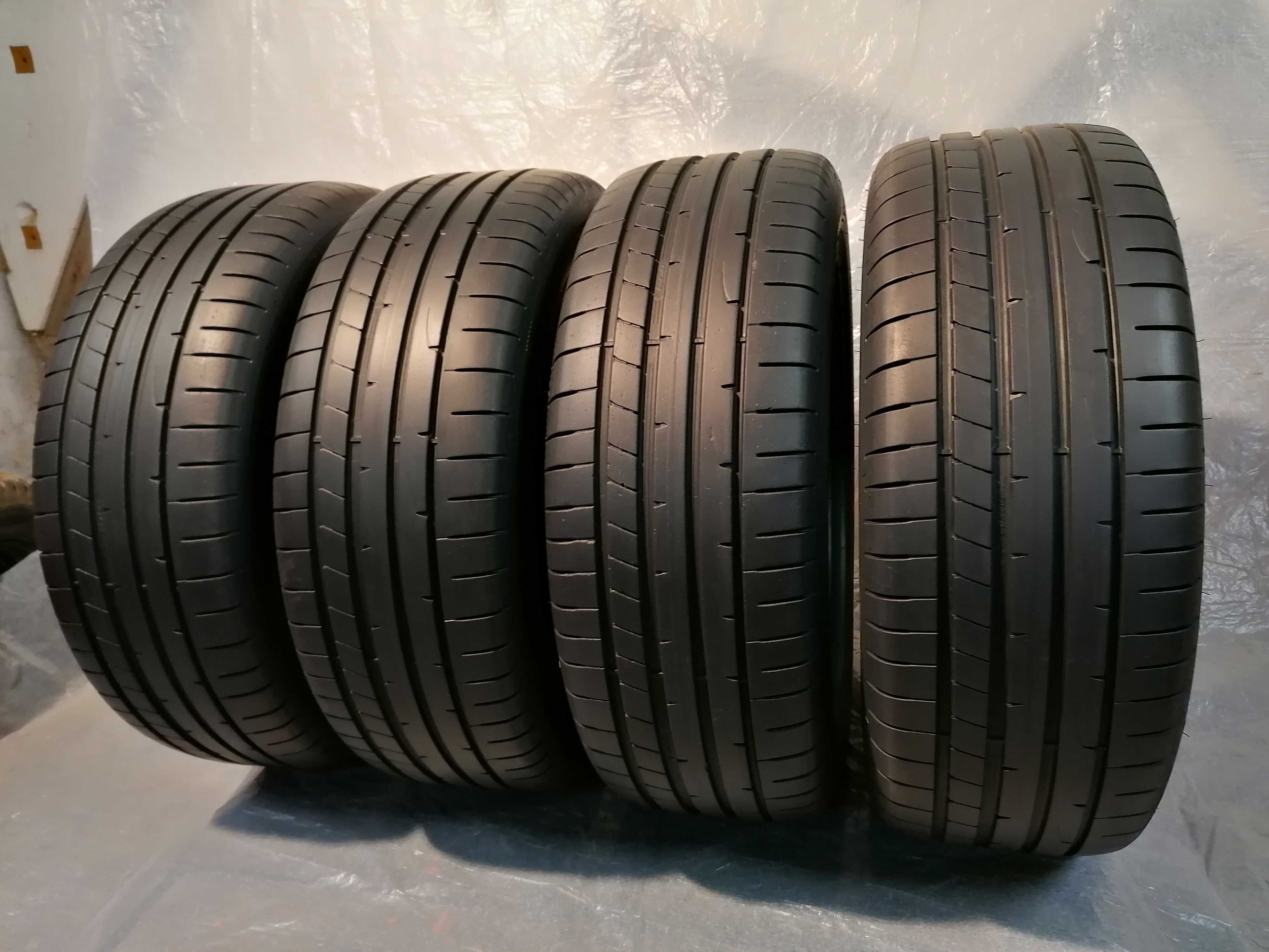 Opony 4 szt. DUNLOP SUV SPORT MAXX RT2 235/55 R18 - bieżnik 7 mm
