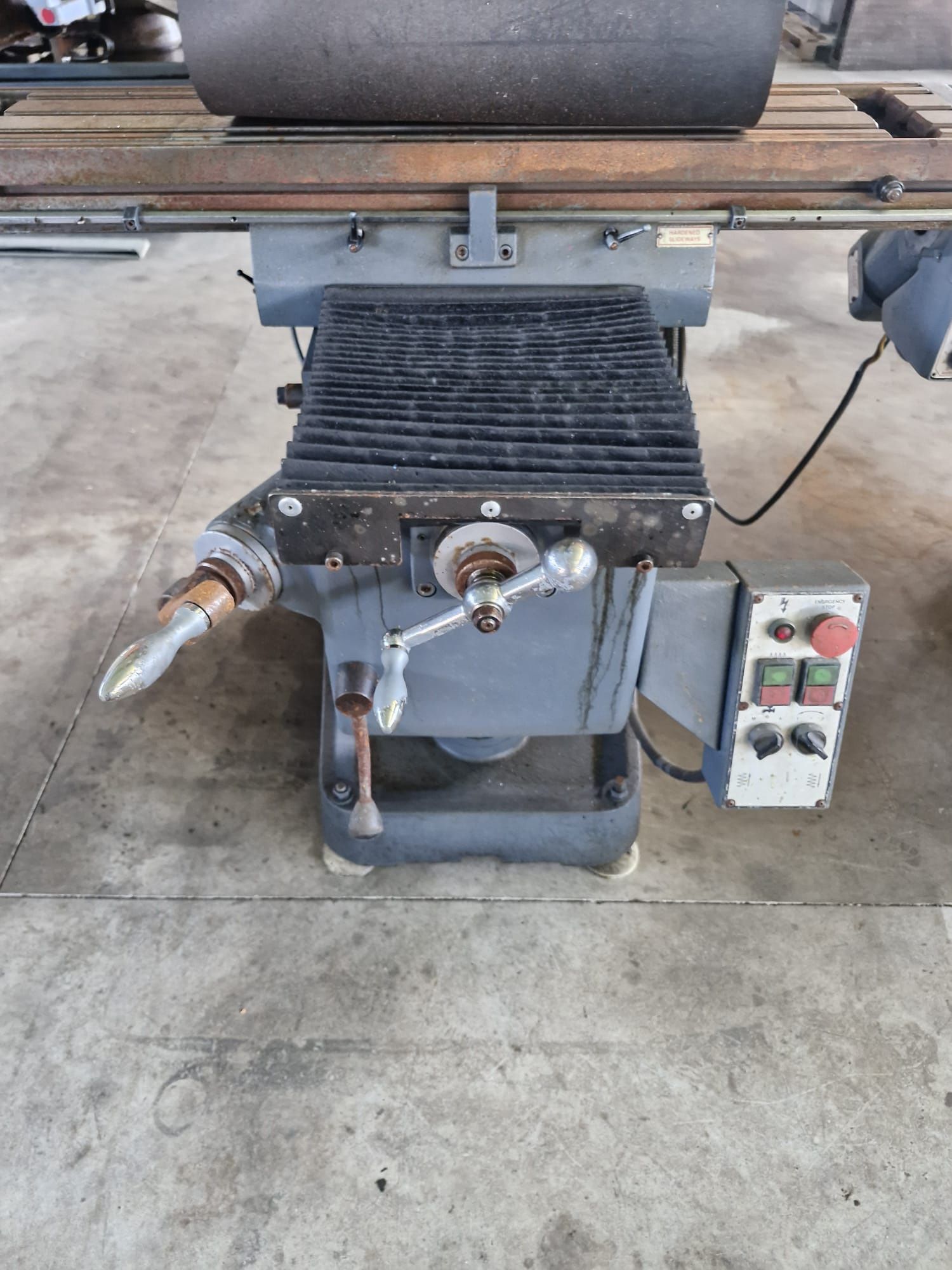 Fresadora kondia powermill