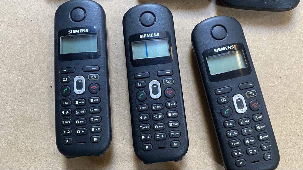 Telefon stacjonarny bezprzewodowy Siemens Gigaset AL 185, 4 słuchawki