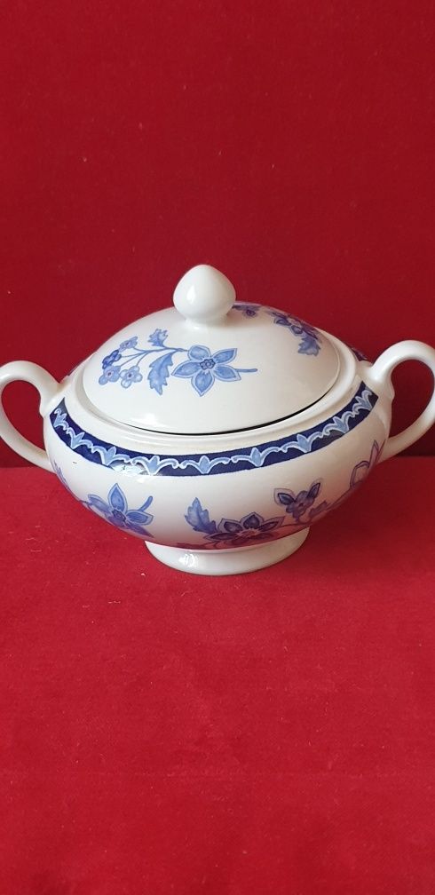 Cukiernica wzór cebulowy  porcelana angielska Blue .Syg .z lat 60 tych