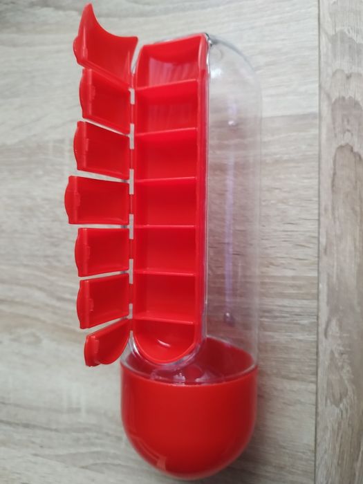 Butelka bidon na wode organizer na tabletki