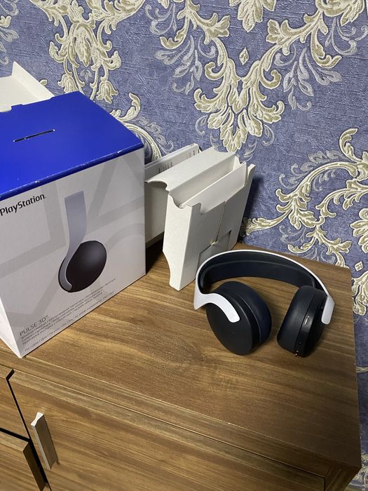 Playstation 5 slim + 2 геймпади + зарядна станція + навушники 3D Pulse