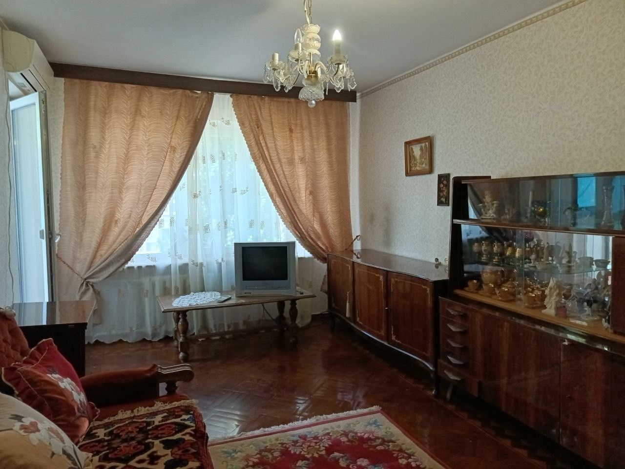 Продам 3 комнатную квартиру на Таирова