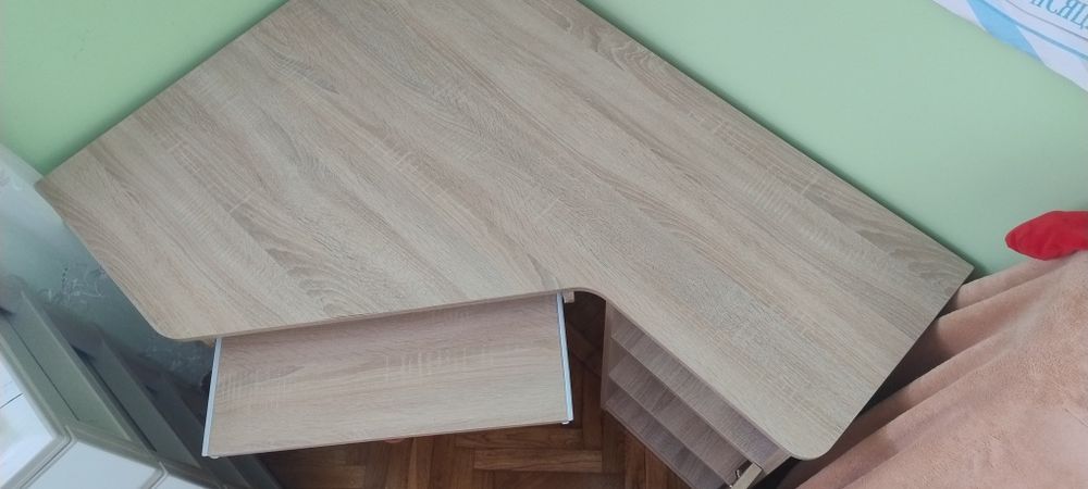 Письмово-компютерний стіл