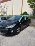 Peujeot 308 SW de 7 lugares com 7 bancos