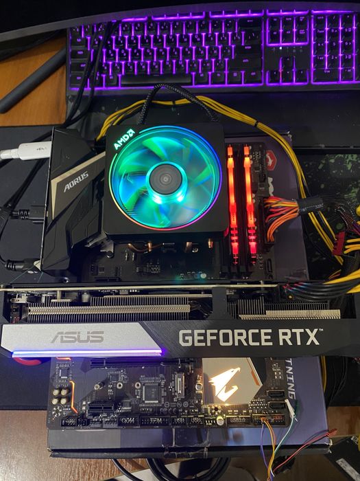 Материнська плата Gigabyte B450 Aorus Elite V2 AM4 материнская плата