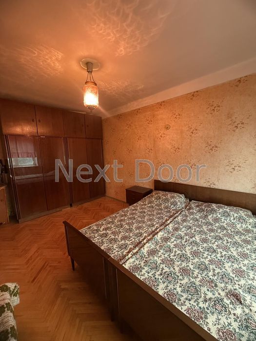 БЕЗ КОМІСІЇ! Продам простору 3-х кімнатну квартиру. Березняківська